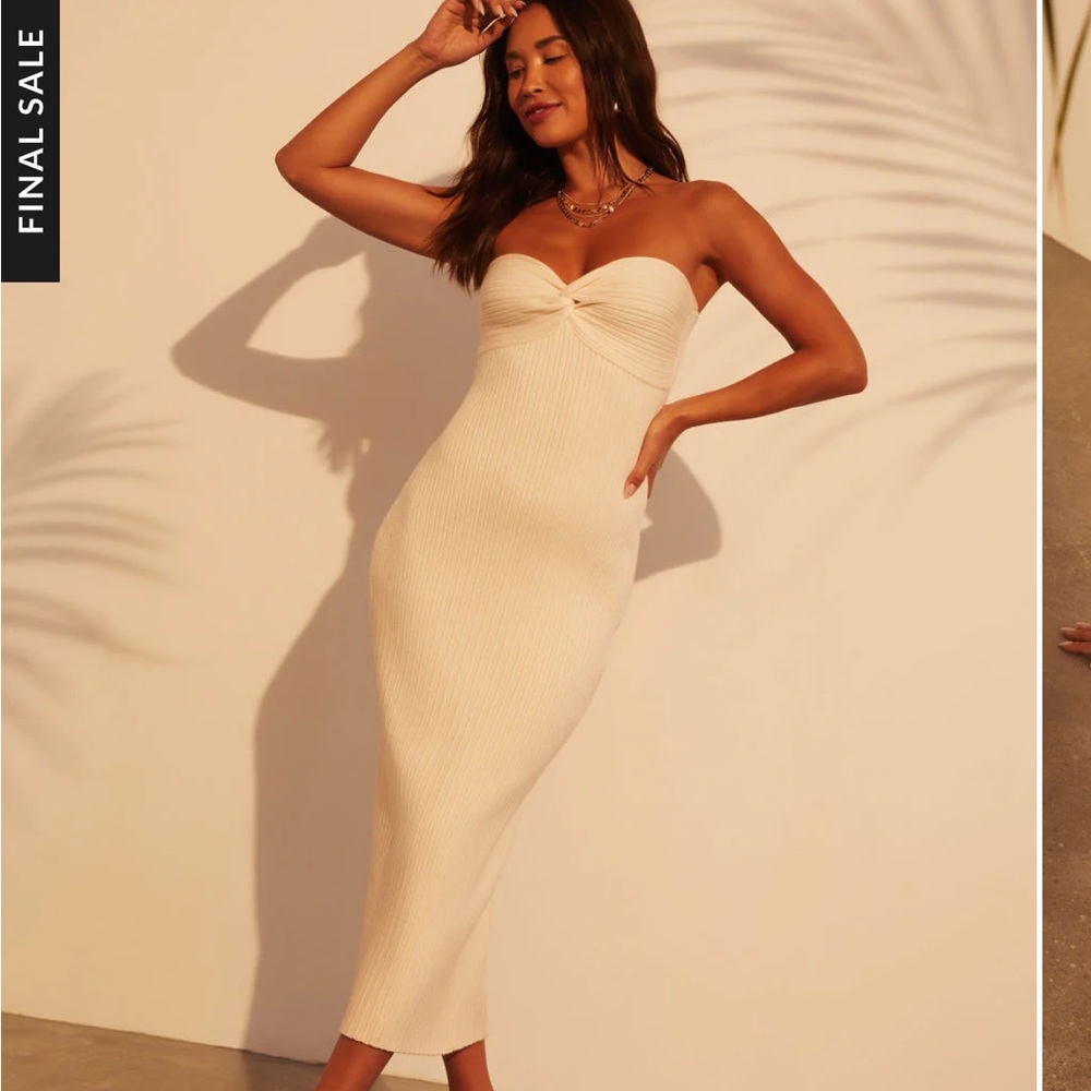 Elegant Beige Strapless Dress